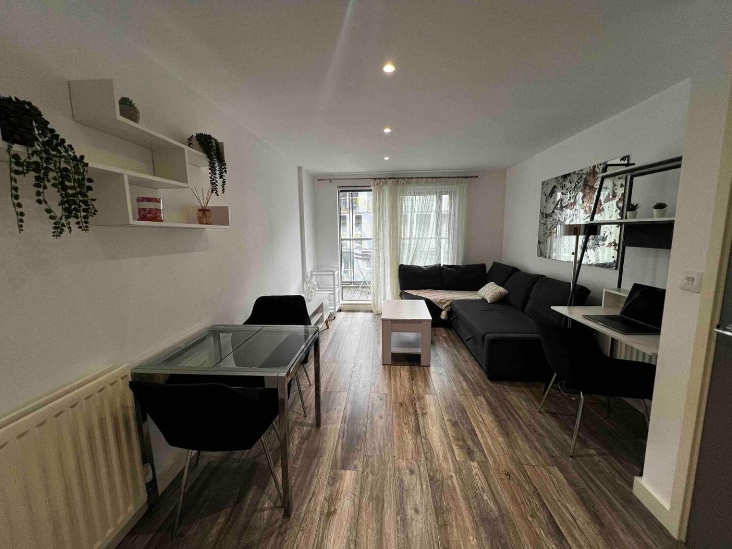 Stylish 1-Bed Flat With Sofa-Bed In London 아파트 외부 사진